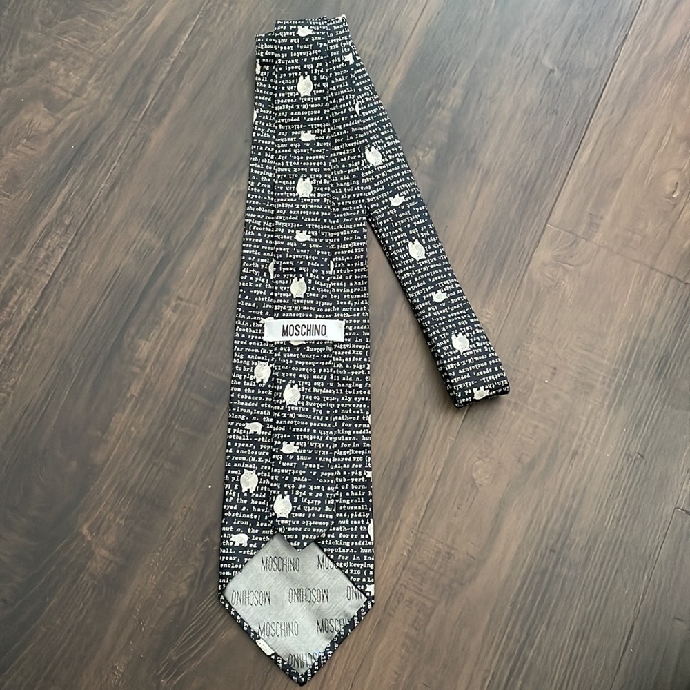 Moschino men’s neck tie